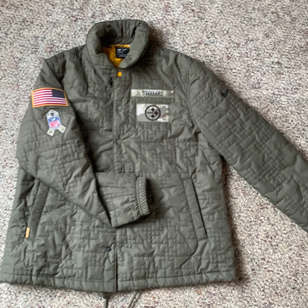 Brand new women’s Steelers jacket NFL